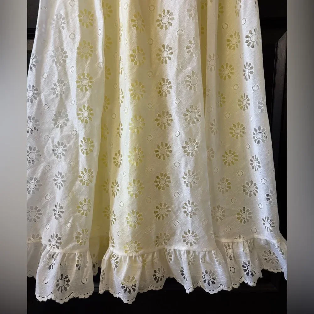 Ruth Of Carolina Vintage White Eyelet Flower Long Yellow Lined Dress 12 Girls 🌼